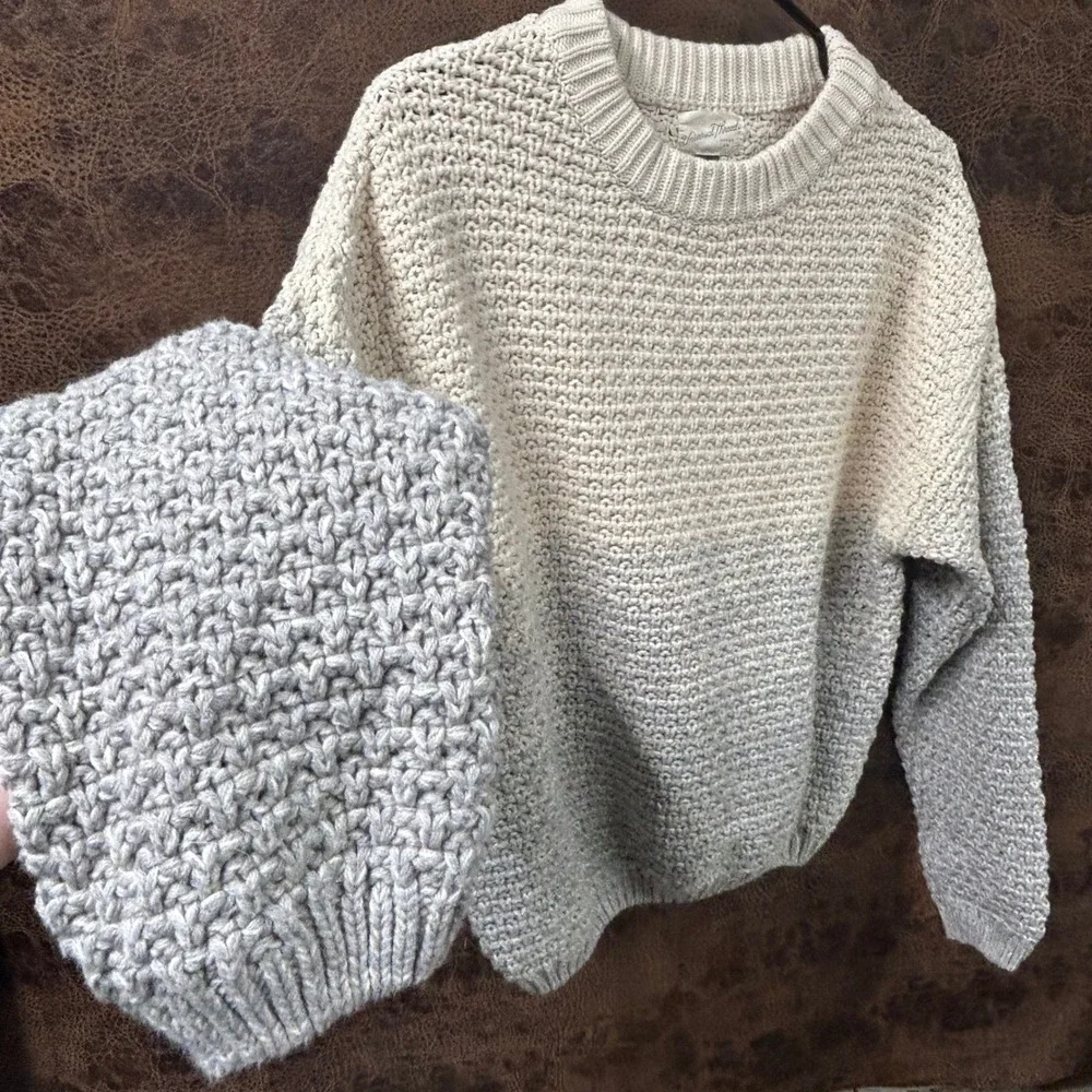 Universal Thread Medium Ombre Cream unisex Sweater Long‎ Sleeve Crocheted